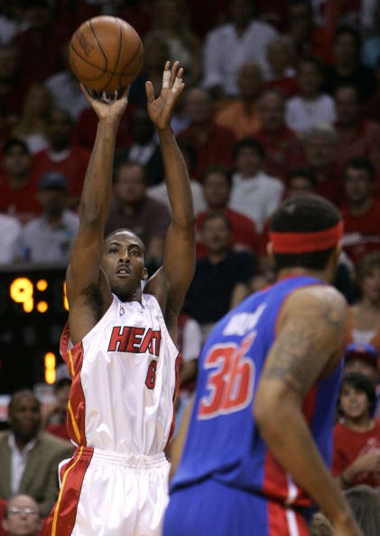 攻击群令人 攻击群令人