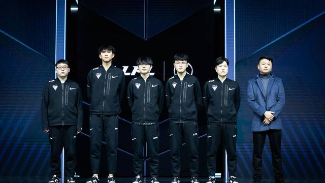 球队的坚定 球队的坚定